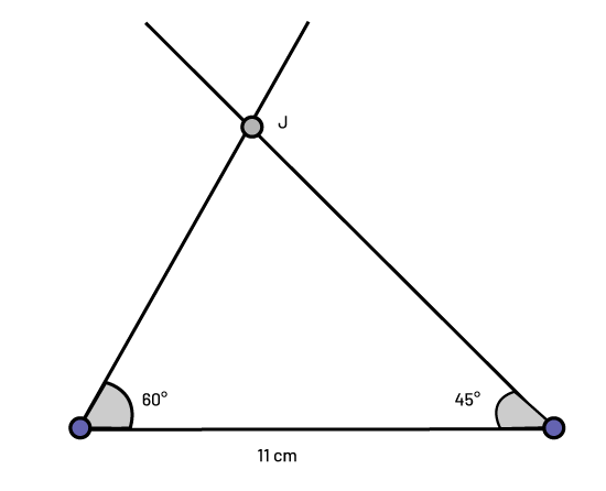 Un triangle de 11 centimètres à la base, ayant un angle de 60 degrés et un angle de 45 degrés. Le troisième angle est démarqué au point ou les côtés de croisent par un « j ».